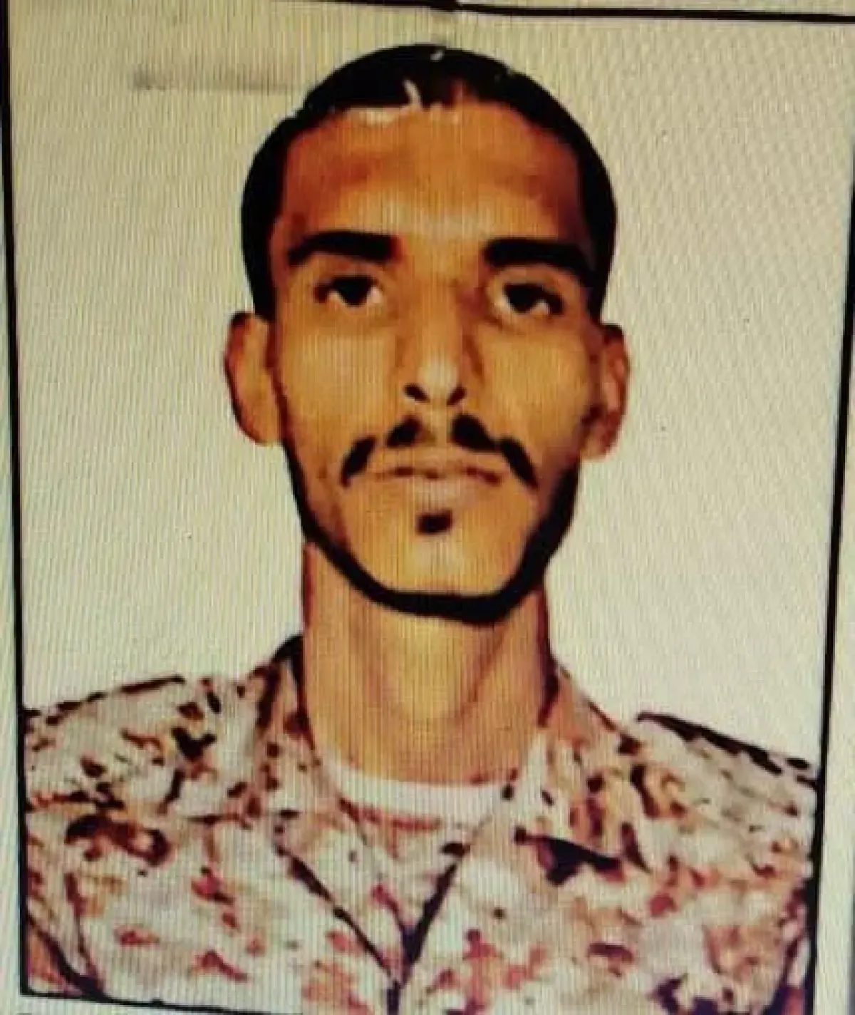 Attack in Aden Kills Syrian Doctor, Wife, and Soldier; Conflicting Reports Emerge on Assailant's Fate