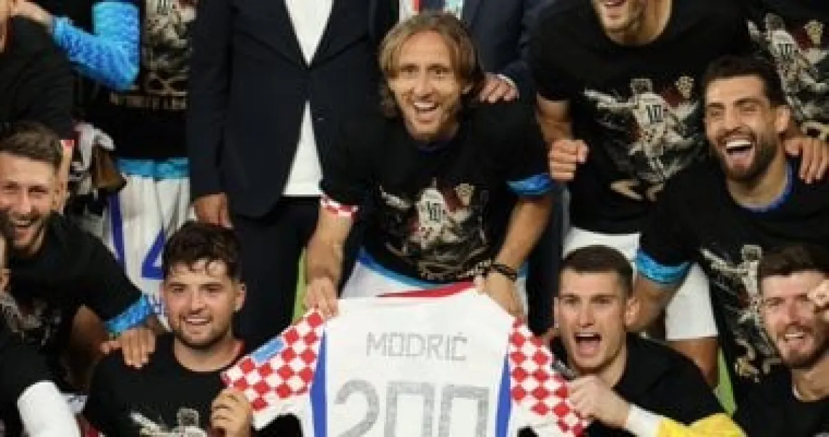 مودريتش يخلد اسمه في التاريخ بـ 200 مباراة دولية مع كرواتيا
