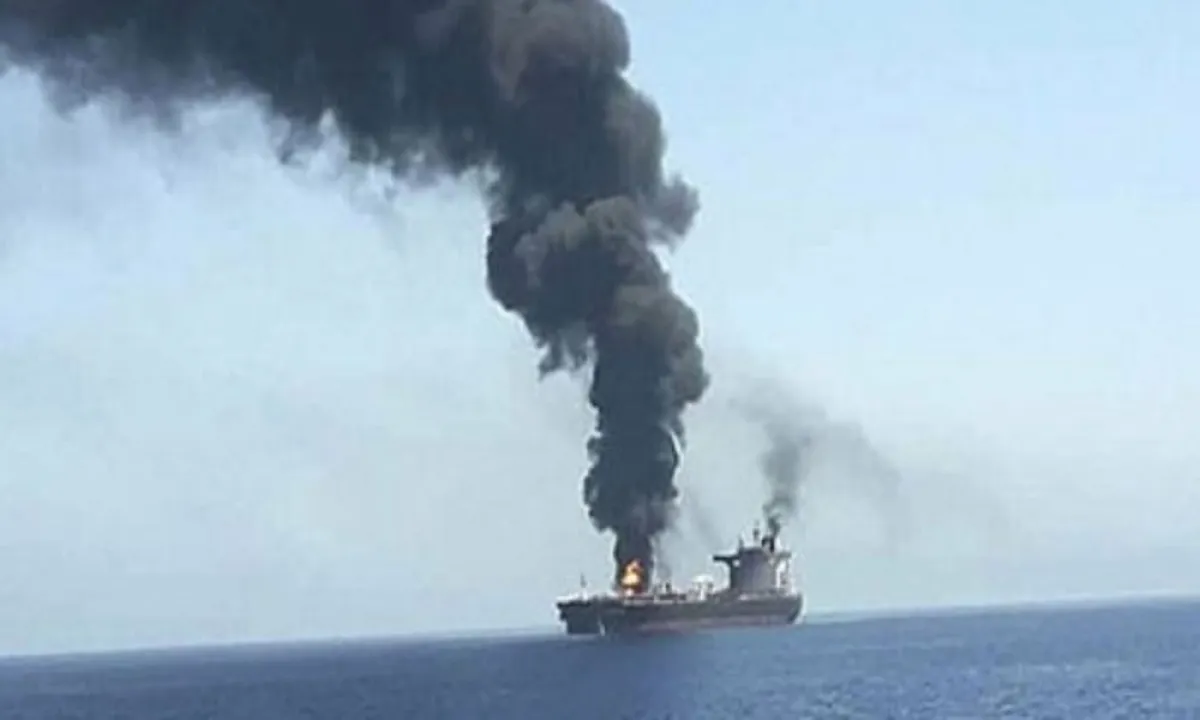إصابة ناقلة نفط بمقذوف قبالة قطر وسط أنباء عن سقوط ضحايا